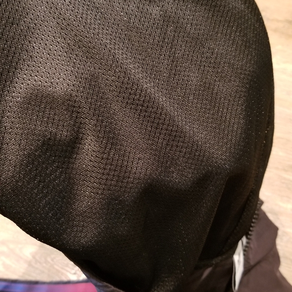 Adidas wind breaker womens - Picture 7 of 9